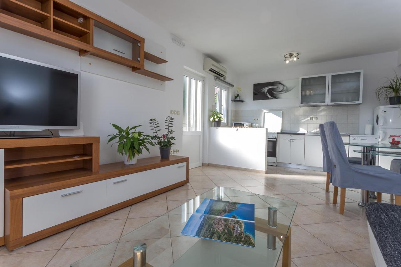 Apartman Lucy Hvar Town Eksteriør billede