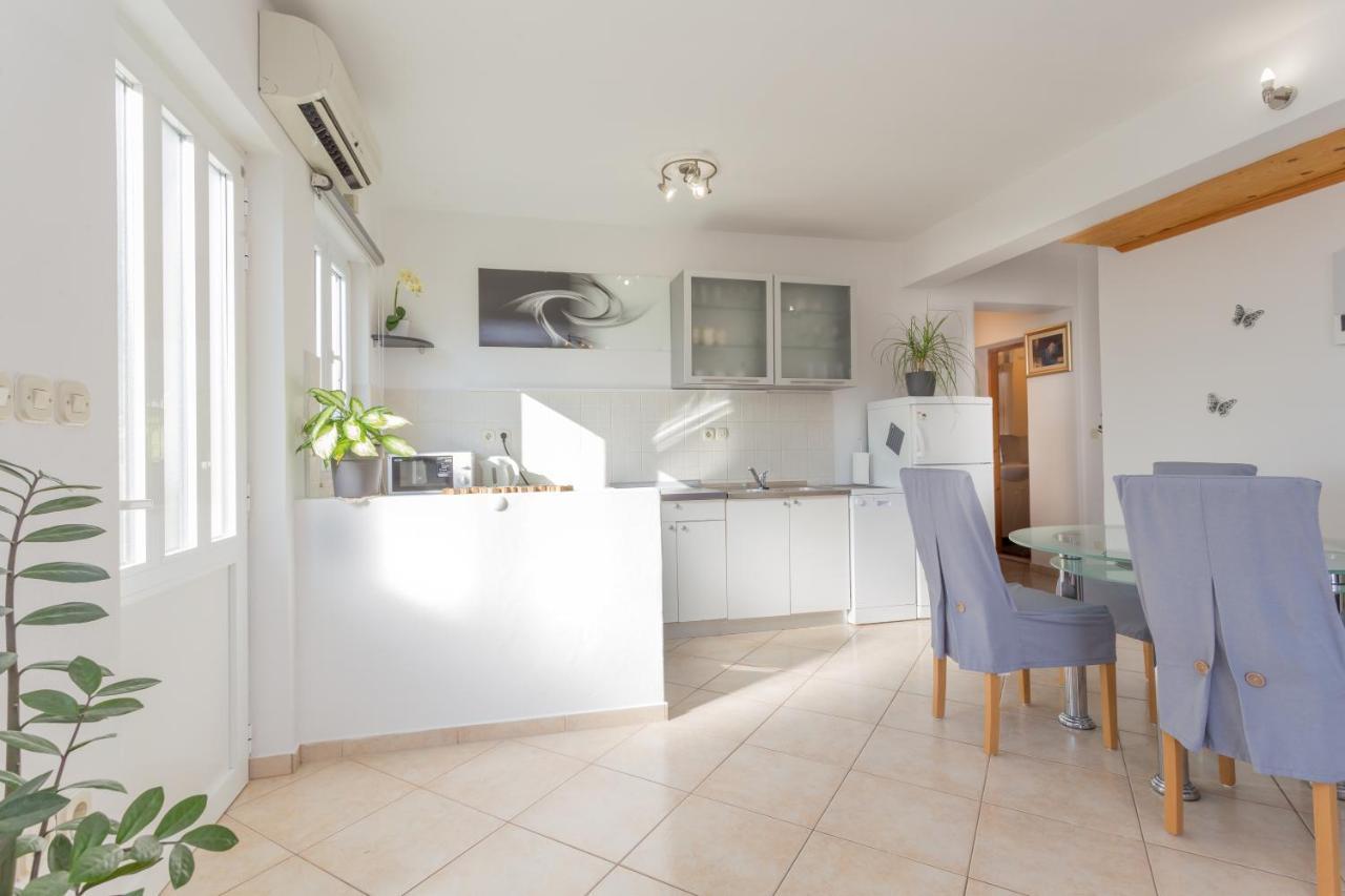 Apartman Lucy Hvar Town Eksteriør billede